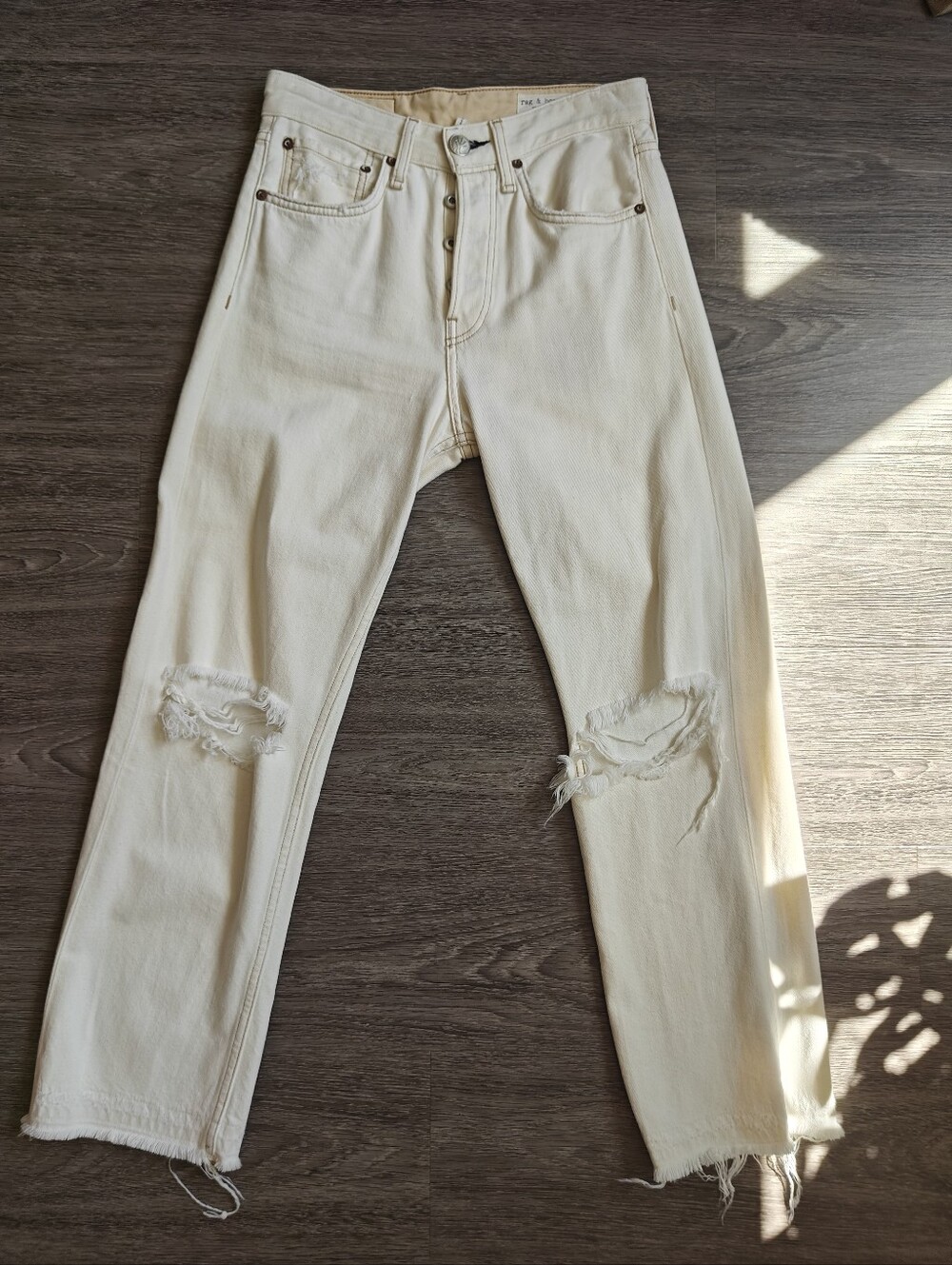 Cream/Ecru Distressed Jeans